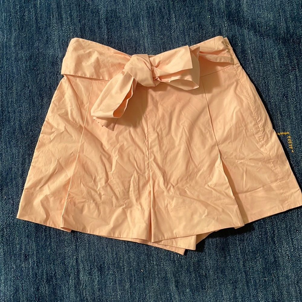 Light pink JCrew tie waist shorts Sz 8